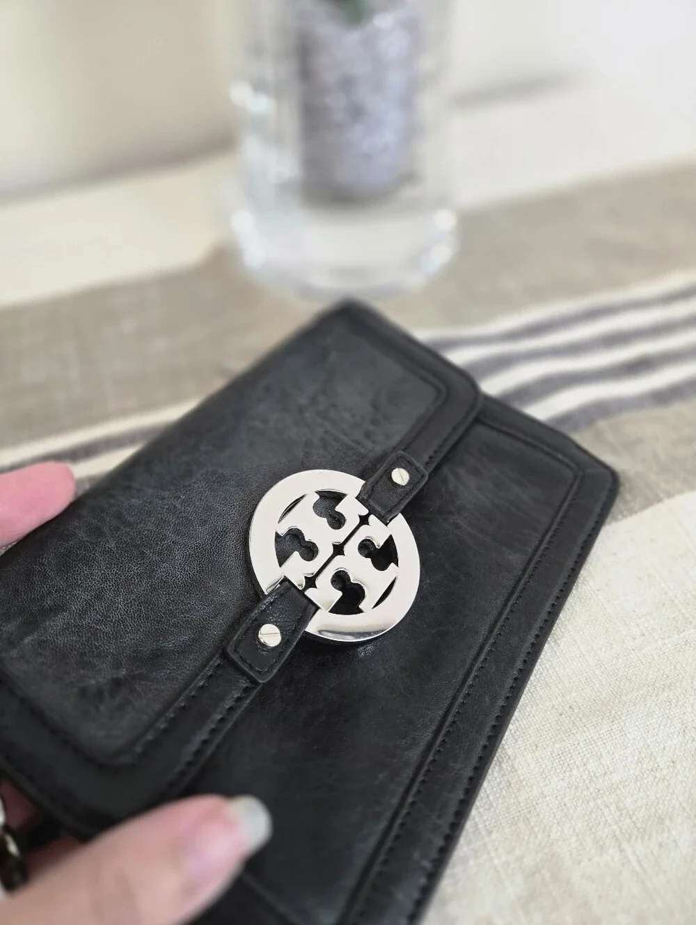 Tory Burch Amanda Flat Foldover Wristlet